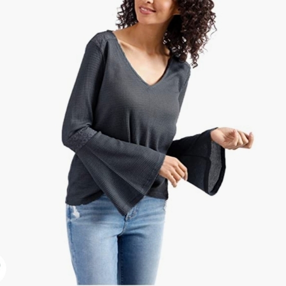 LUCKY Brand Grey Pullover Flared long Sleeve Pullover top sz. Small - Picture 2 of 12